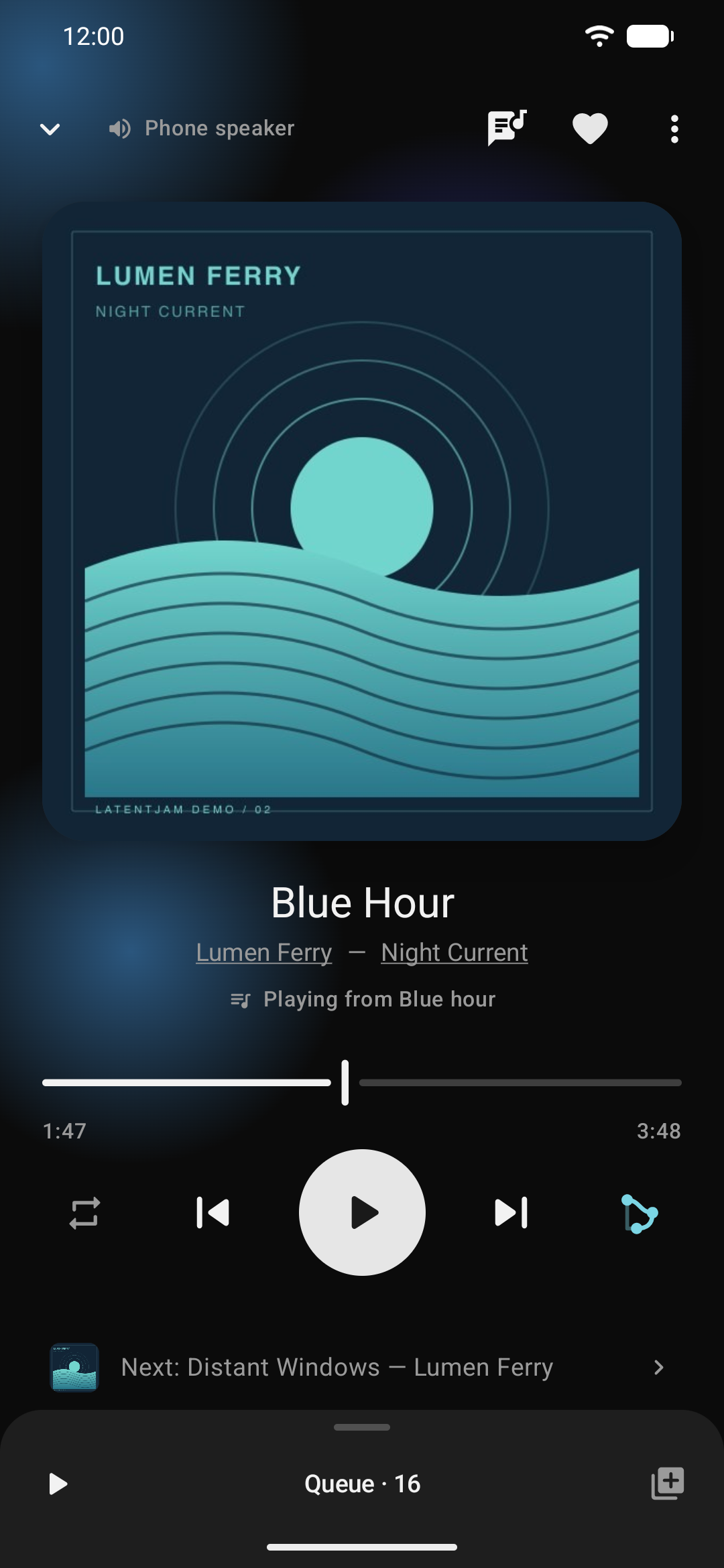 The player with the cyan SMART shuffle control enabled beside the playback buttons.